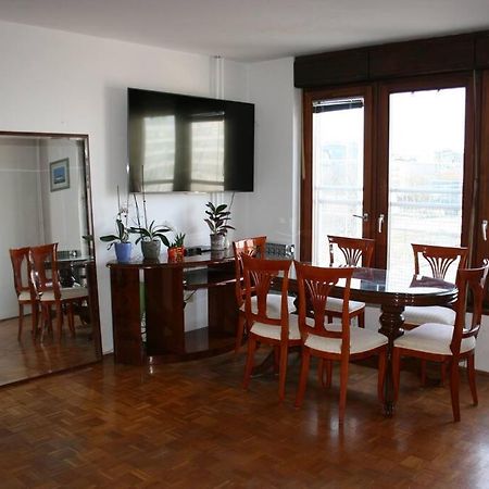 Bright Flat In The Lower Town Zagreb Extérieur photo